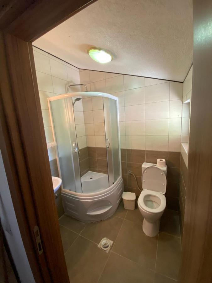 Hotel Shpija E Gjyshit Vuthaj Gusinje Zewnętrze zdjęcie