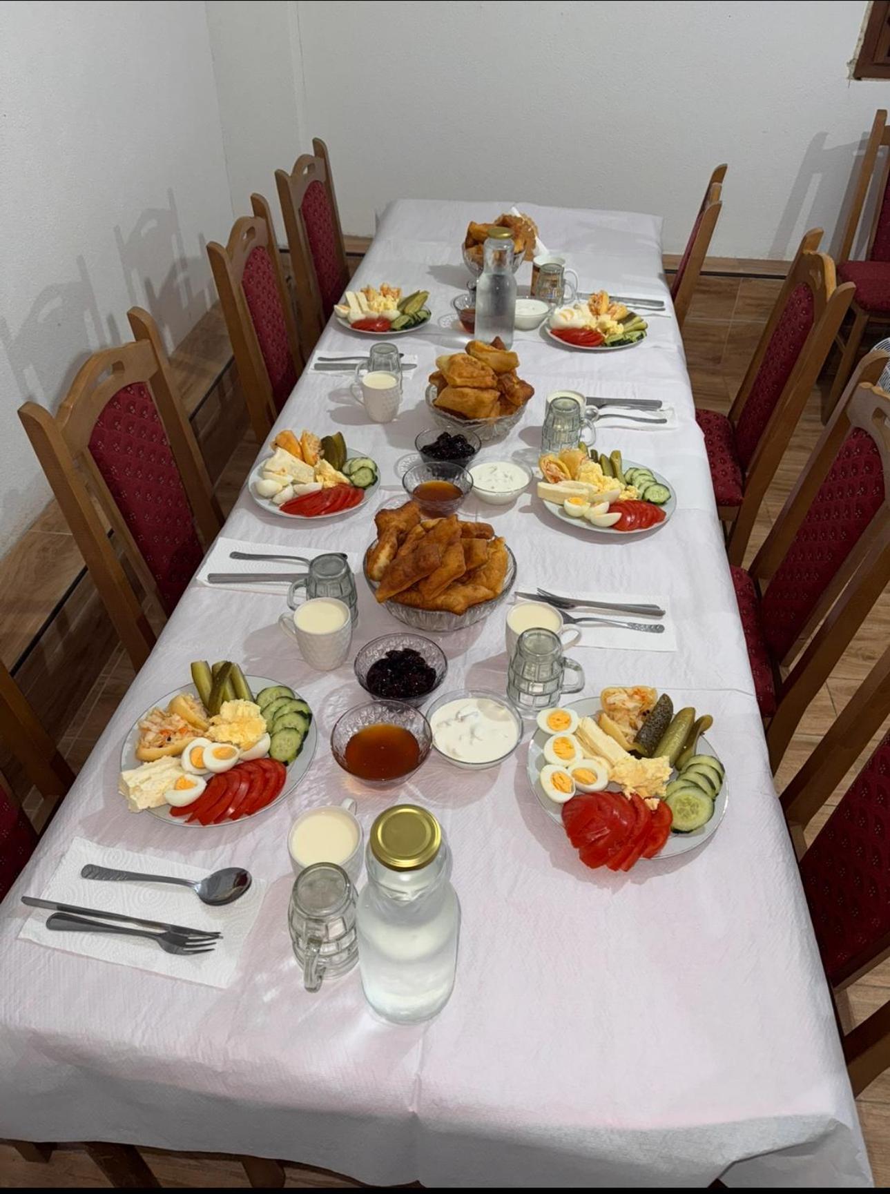Hotel Shpija E Gjyshit Vuthaj Gusinje Zewnętrze zdjęcie
